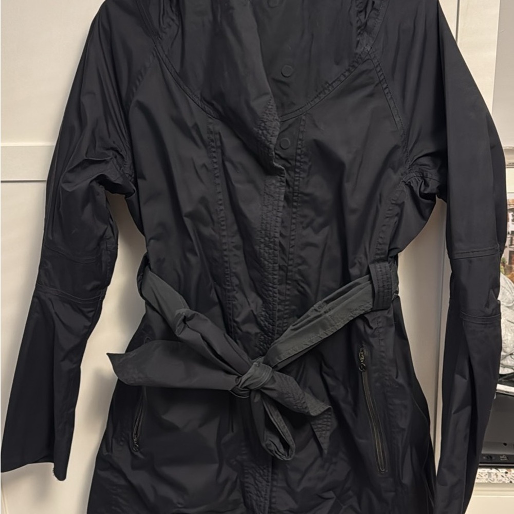 lululemon Pedal Power Rain Jacket